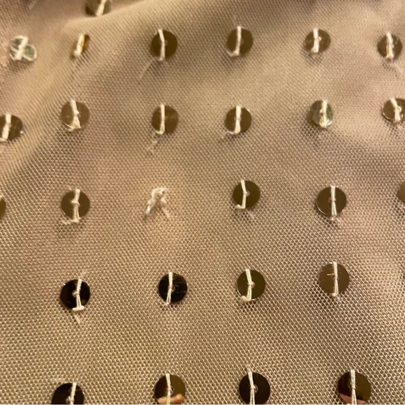 “Tommy jeans” Hilfiger gold with sequins midi
skirt size small - Picture 6 of 11